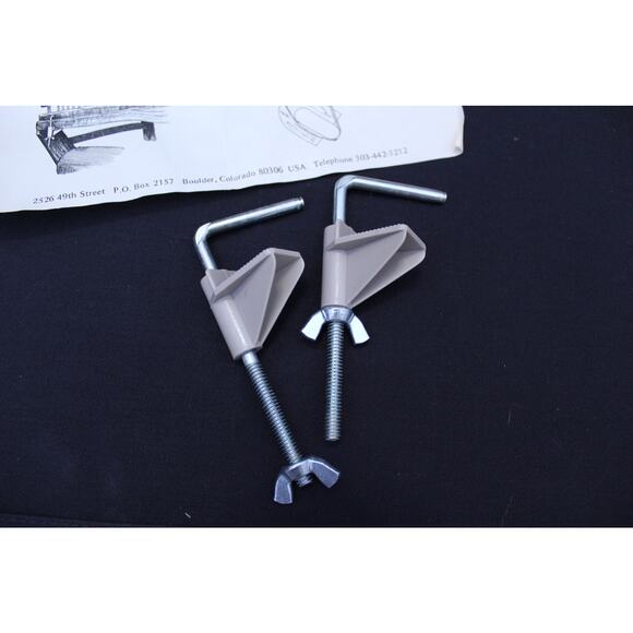 Schacht Raddle Bracket Parts - Clamp Blocks and Pins - Picture 2 of 4